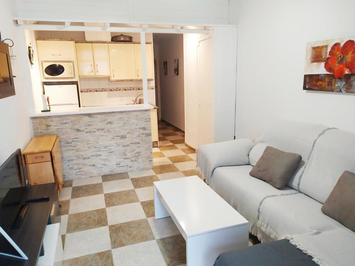 Apartamento Carvajal Beach ฟูเอนฮิโรลา ภายนอก รูปภาพ