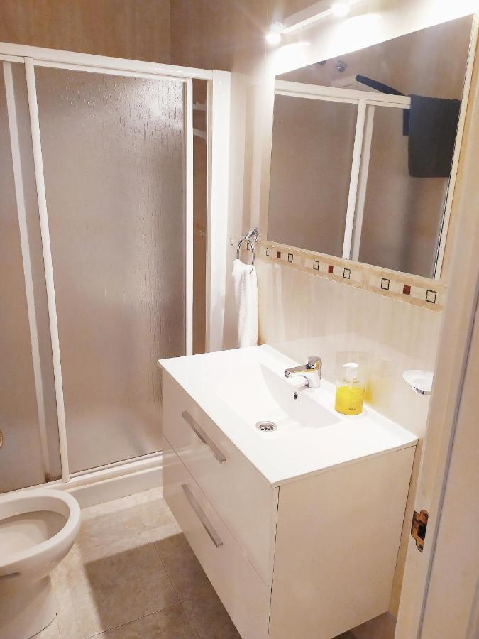 Apartamento Carvajal Beach ฟูเอนฮิโรลา ภายนอก รูปภาพ